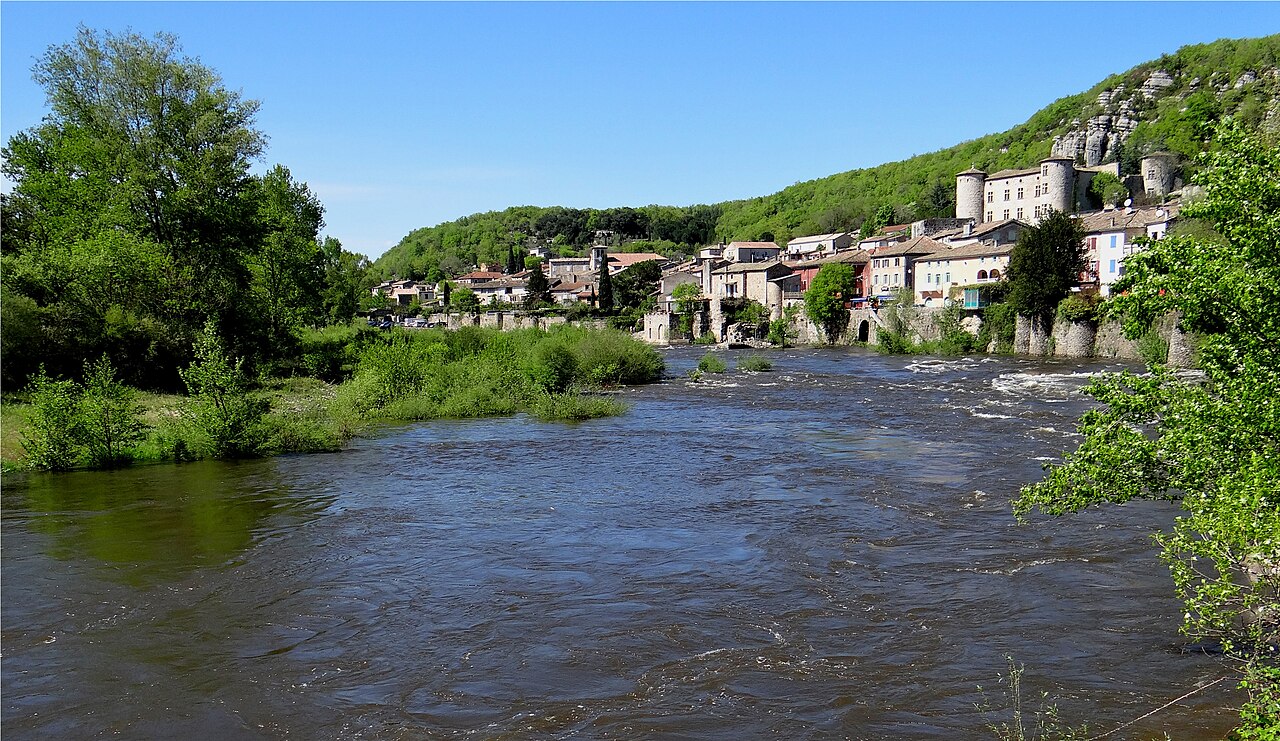 Photo 5 — Vogüé, Ardèche (07200)