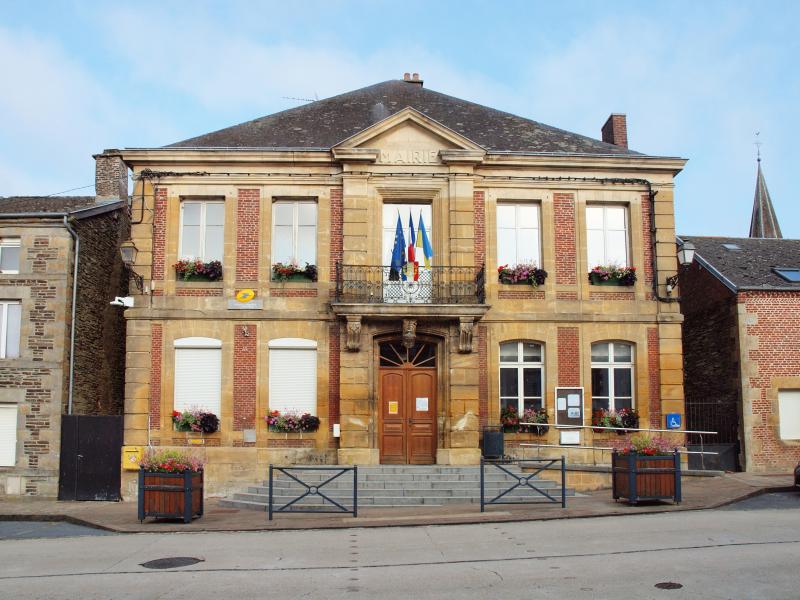 Les Mazures