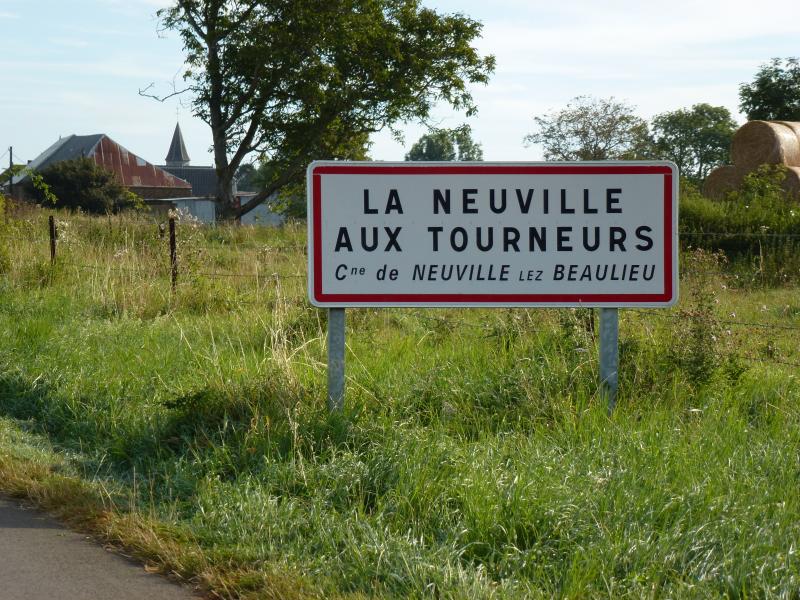 Neuville-lez-Beaulieu