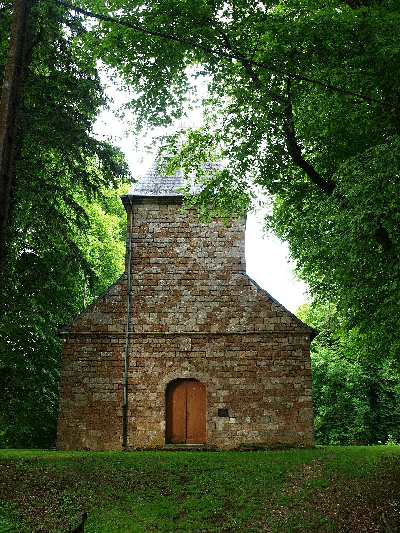 Photo 4 — Omont, Ardennes (08430)