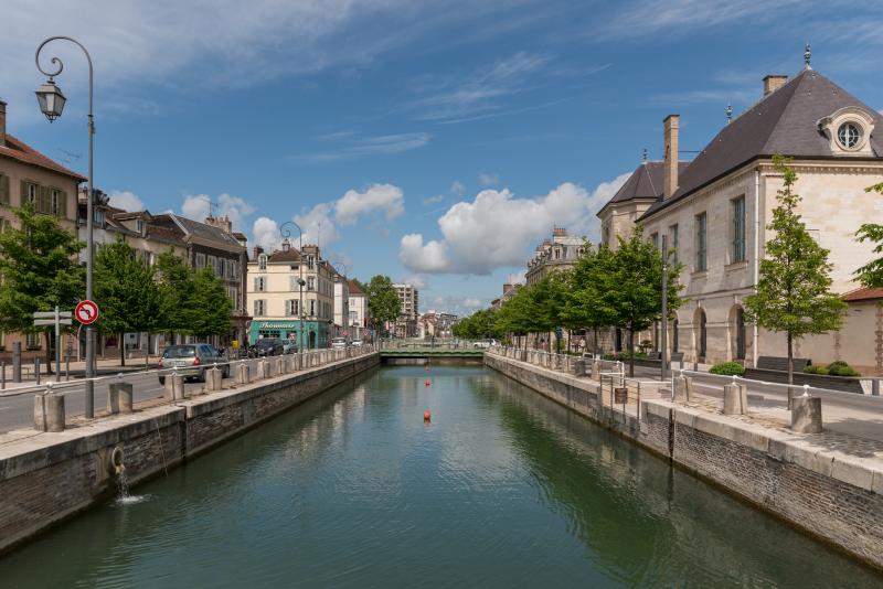 Troyes