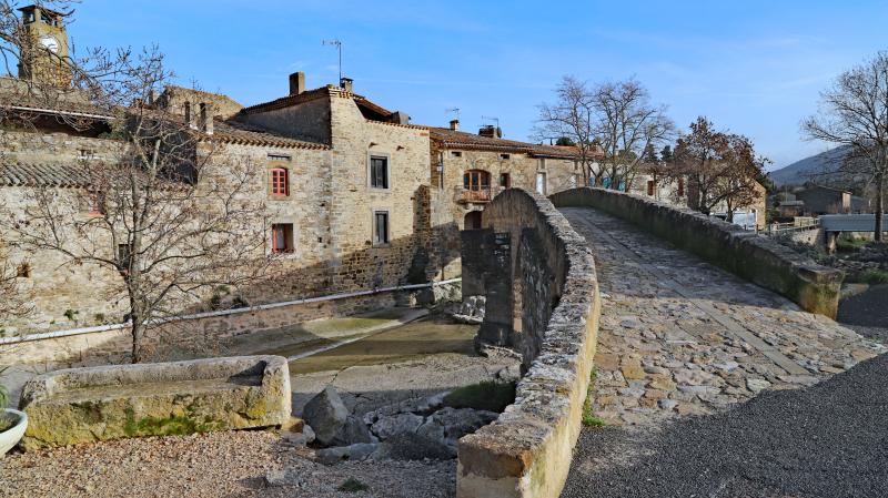 Vue de Monze, Aude (11800)