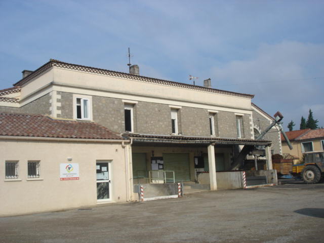 Névian