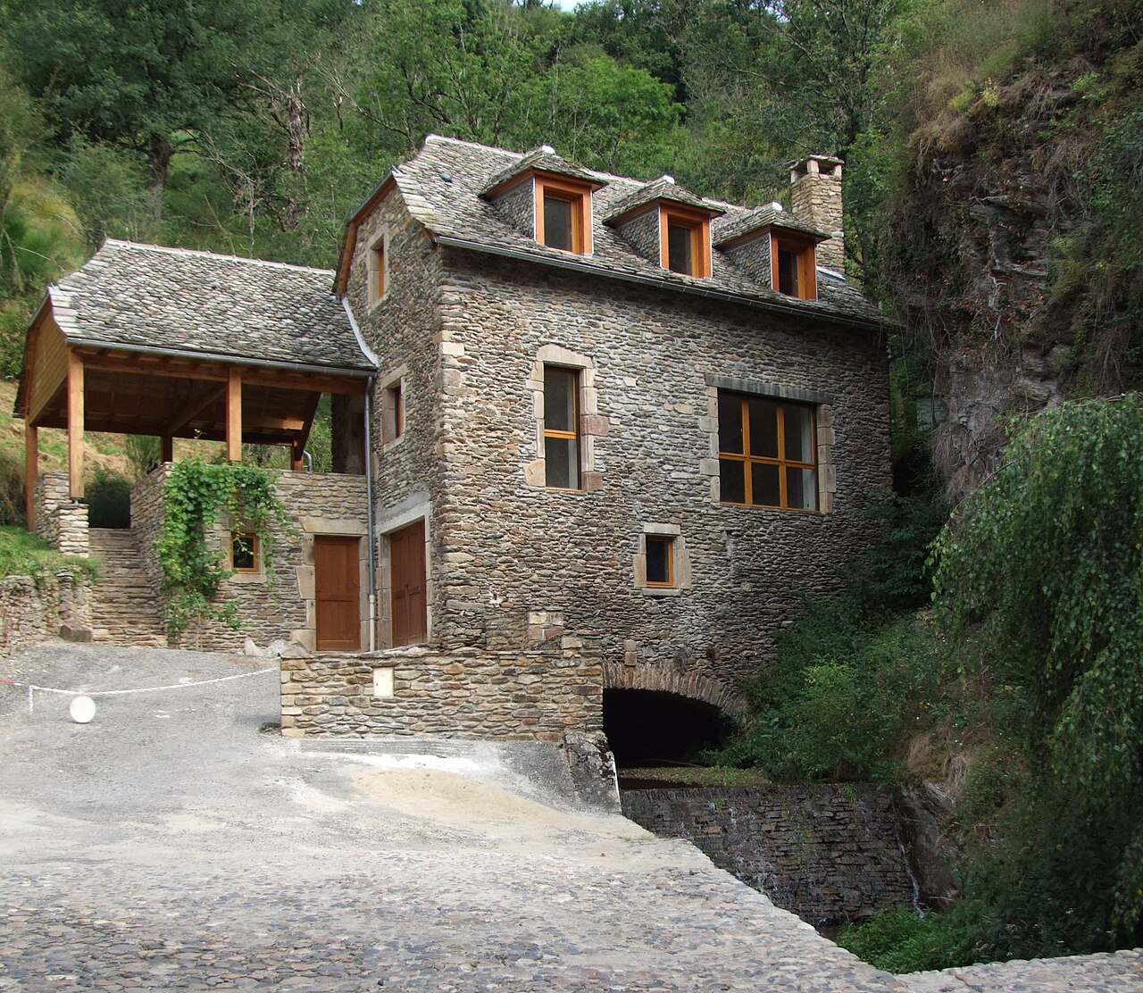 Photo 9 — Belcastel, Aveyron (12390)