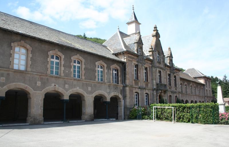 Camarès