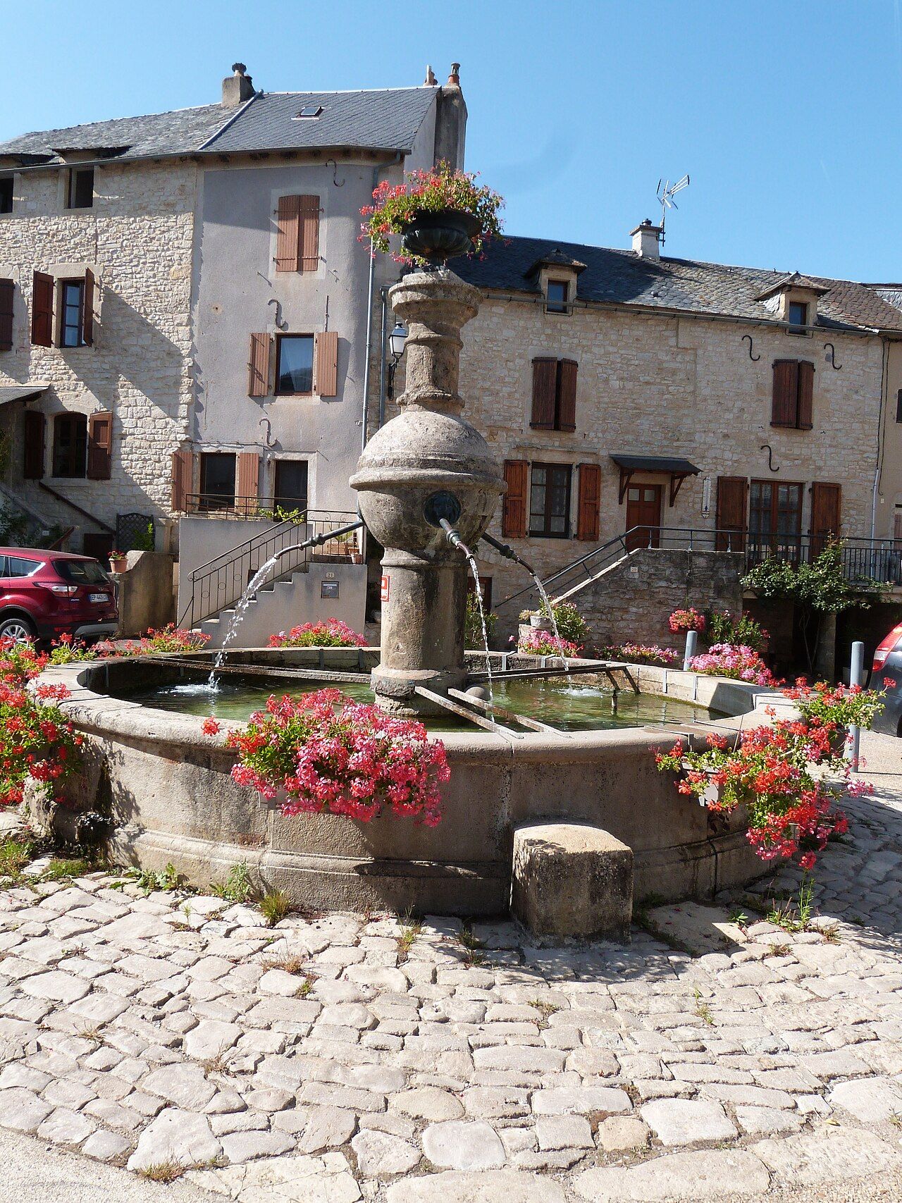 Laissac-Sévérac L'église