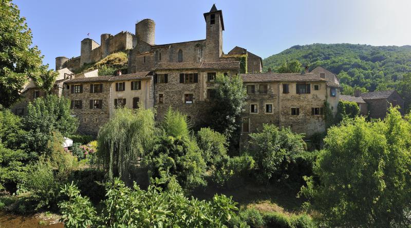 Lestrade-et-Thouels