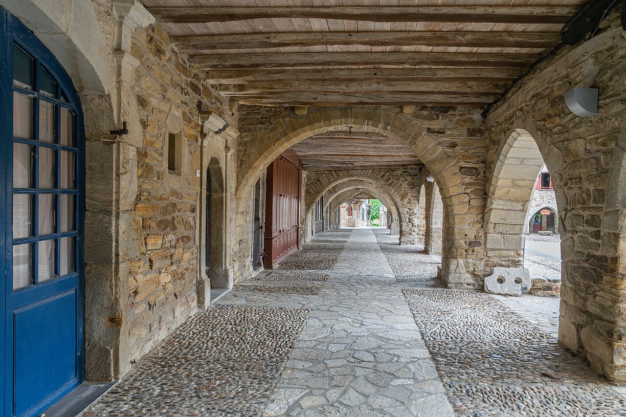 Photo 3 — Sauveterre-de-Rouergue, Aveyron (12800)