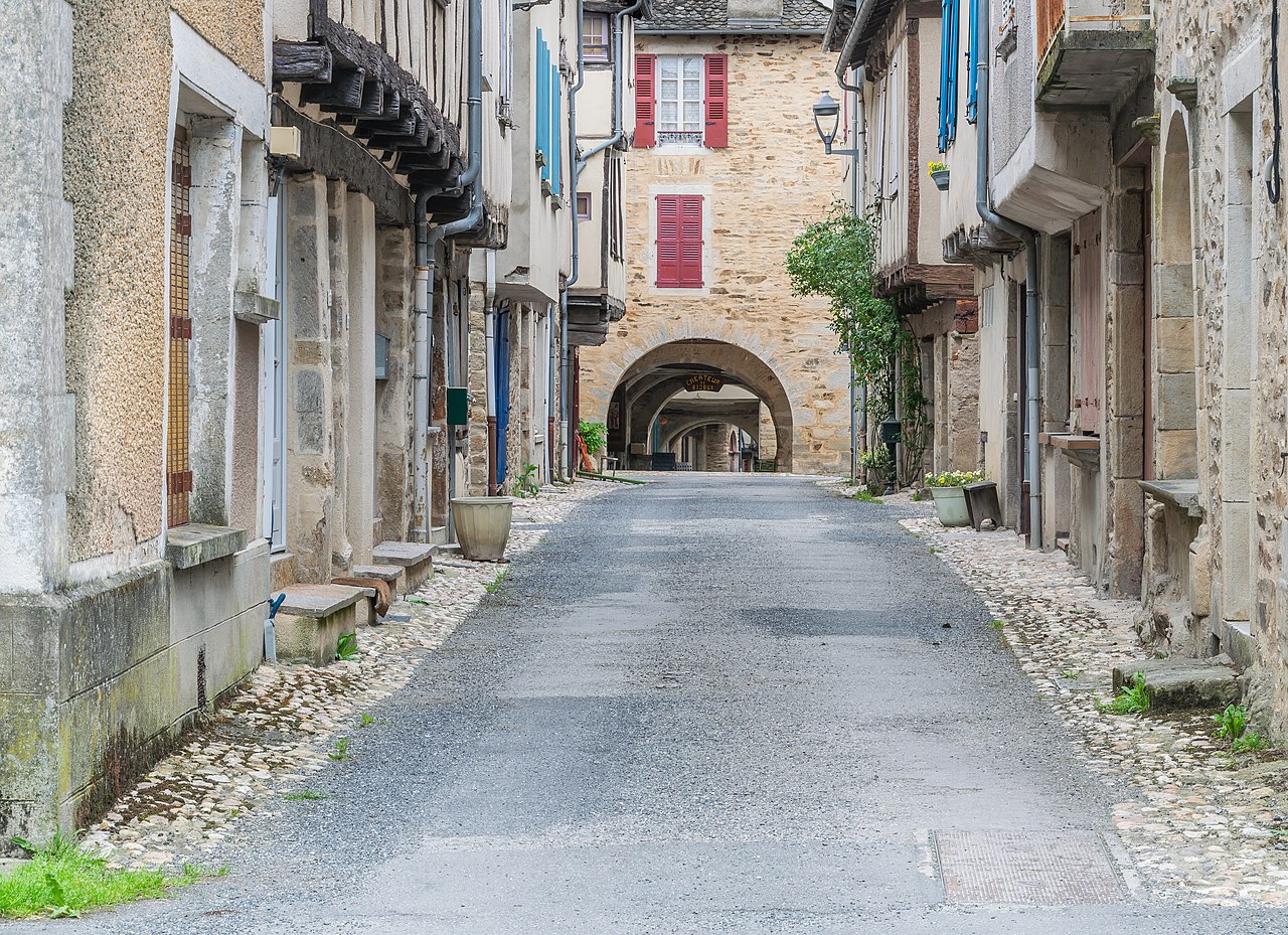 Photo 7 — Sauveterre-de-Rouergue, Aveyron (12800)