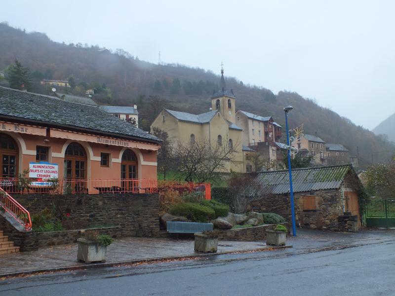 Le Truel