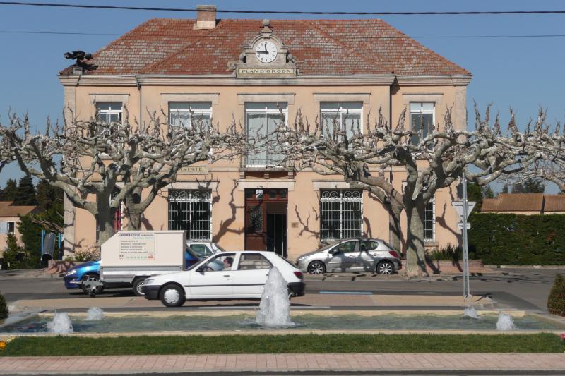Photo 1 - Plan-D'orgon, Bouches-du-Rhône (13750)