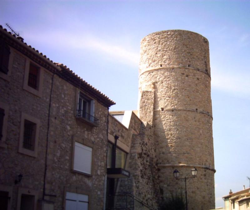 Photo 2 - Velaux, Bouches-du-Rhône (13880)