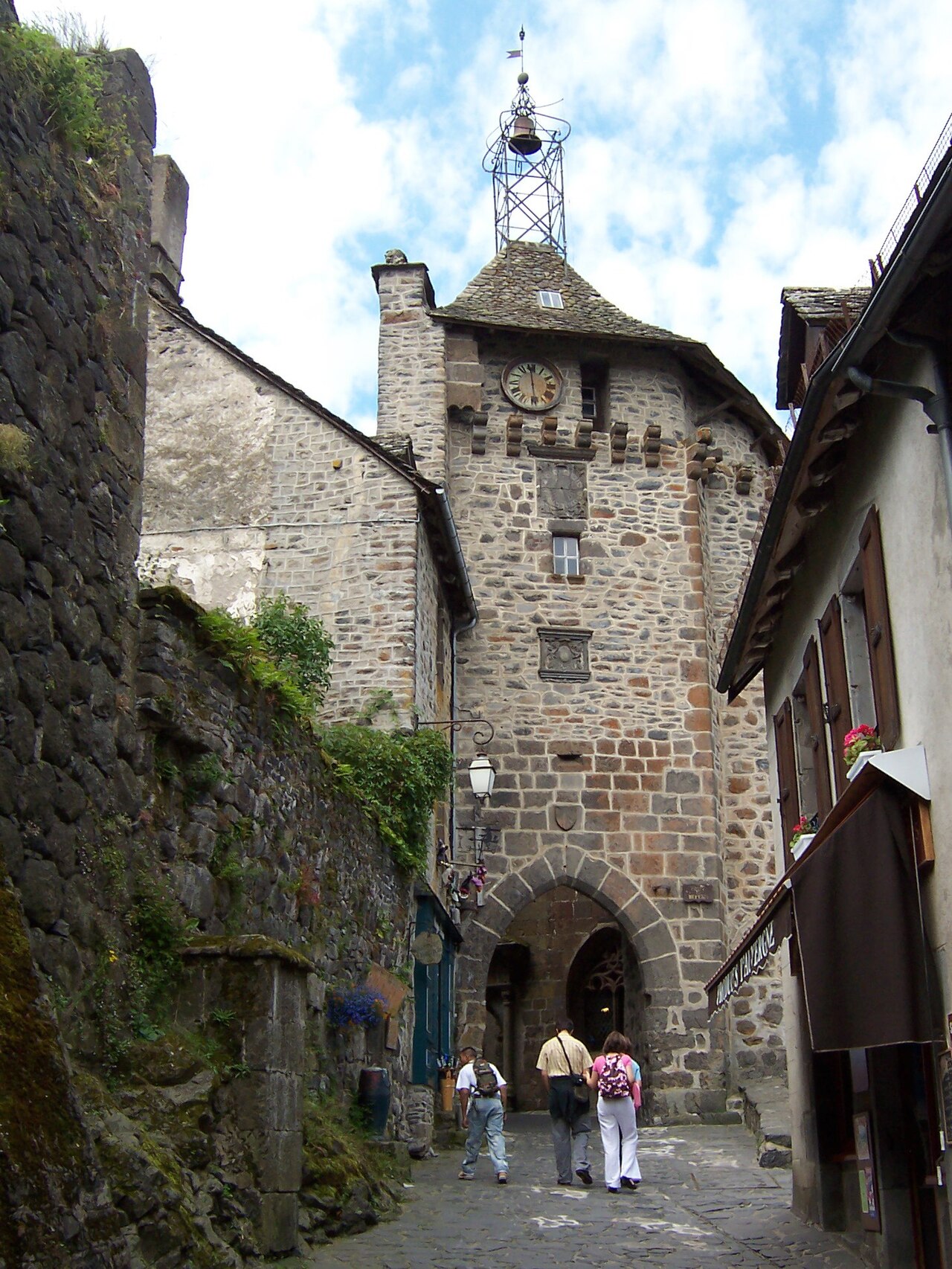Photo 4 — Salers, Cantal (15140)