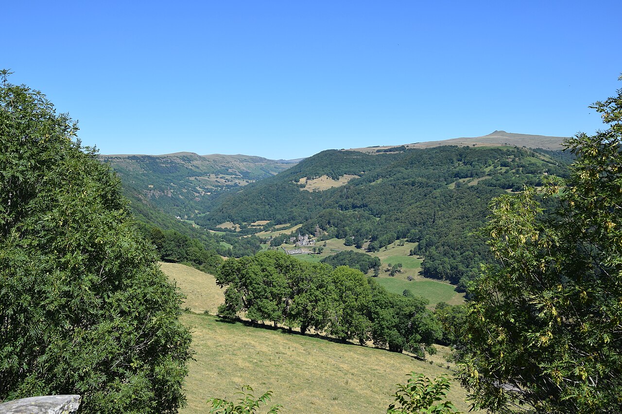 Photo 7 — Salers, Cantal (15140)
