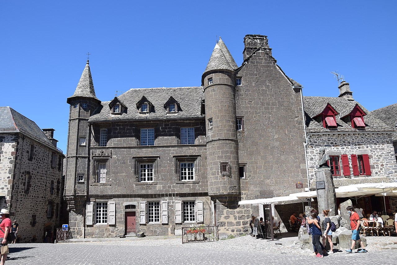 Photo 13 — Salers, Cantal (15140)