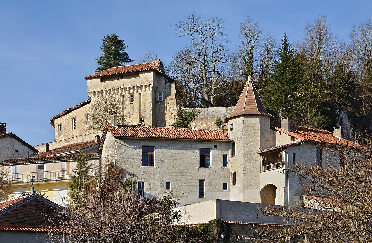 Photo 9 — Aubeterre-sur-Dronne, Charente (16390)