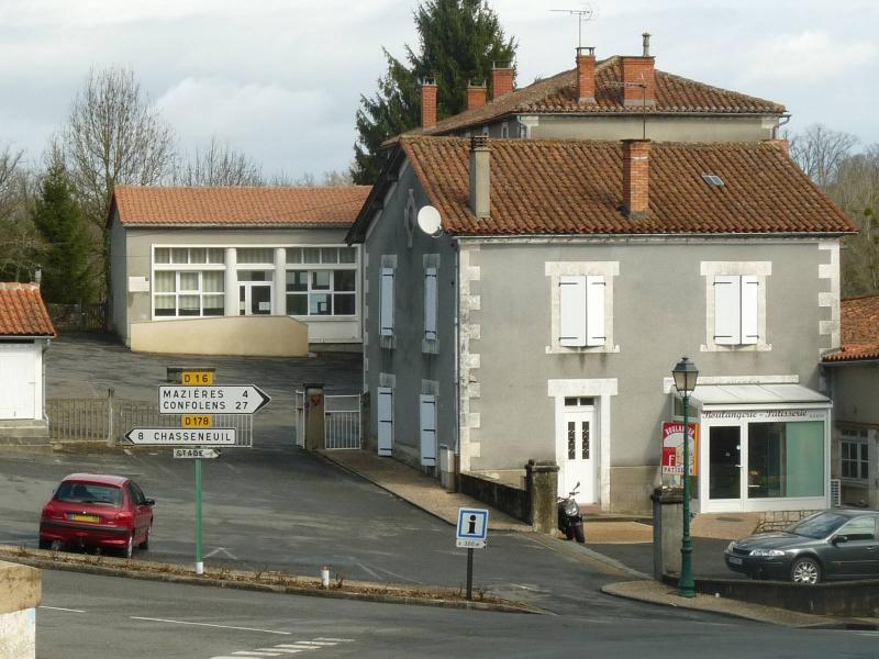Cherves-Châtelars