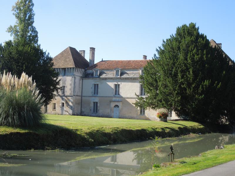 Lignières-Ambleville