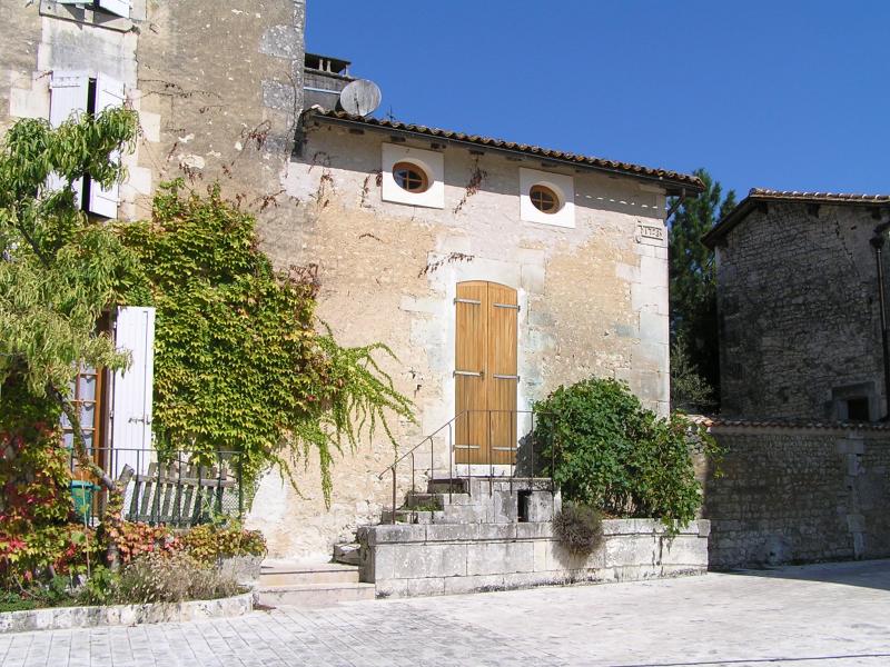 Lignières-Ambleville