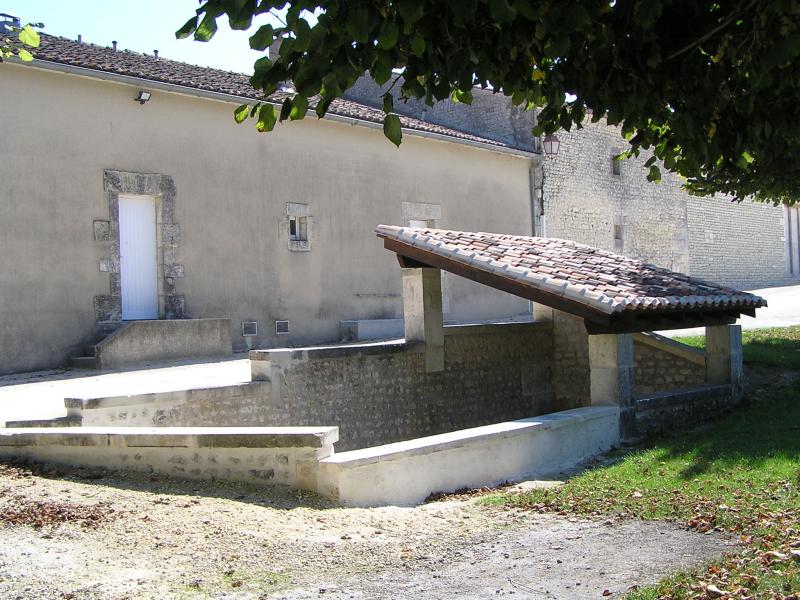 Lignières-Ambleville