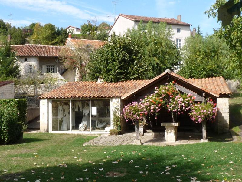 Nanteuil-en-Vallée