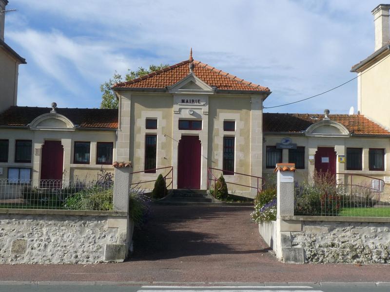 Léoville, Charente-Maritime
