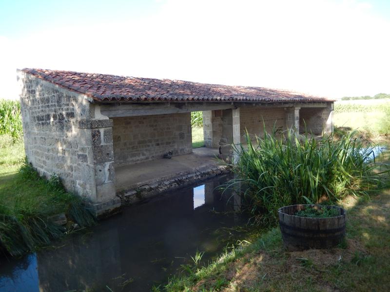 Photo 3 - Saint-Georges-De-Longuepierre, Charente-Maritime (17470)