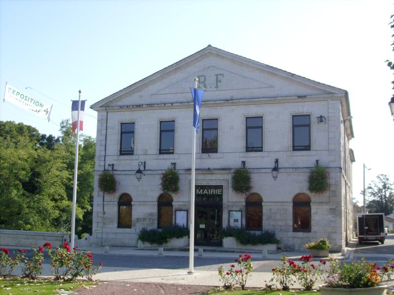 Saint-Porchaire, Charente-Maritime