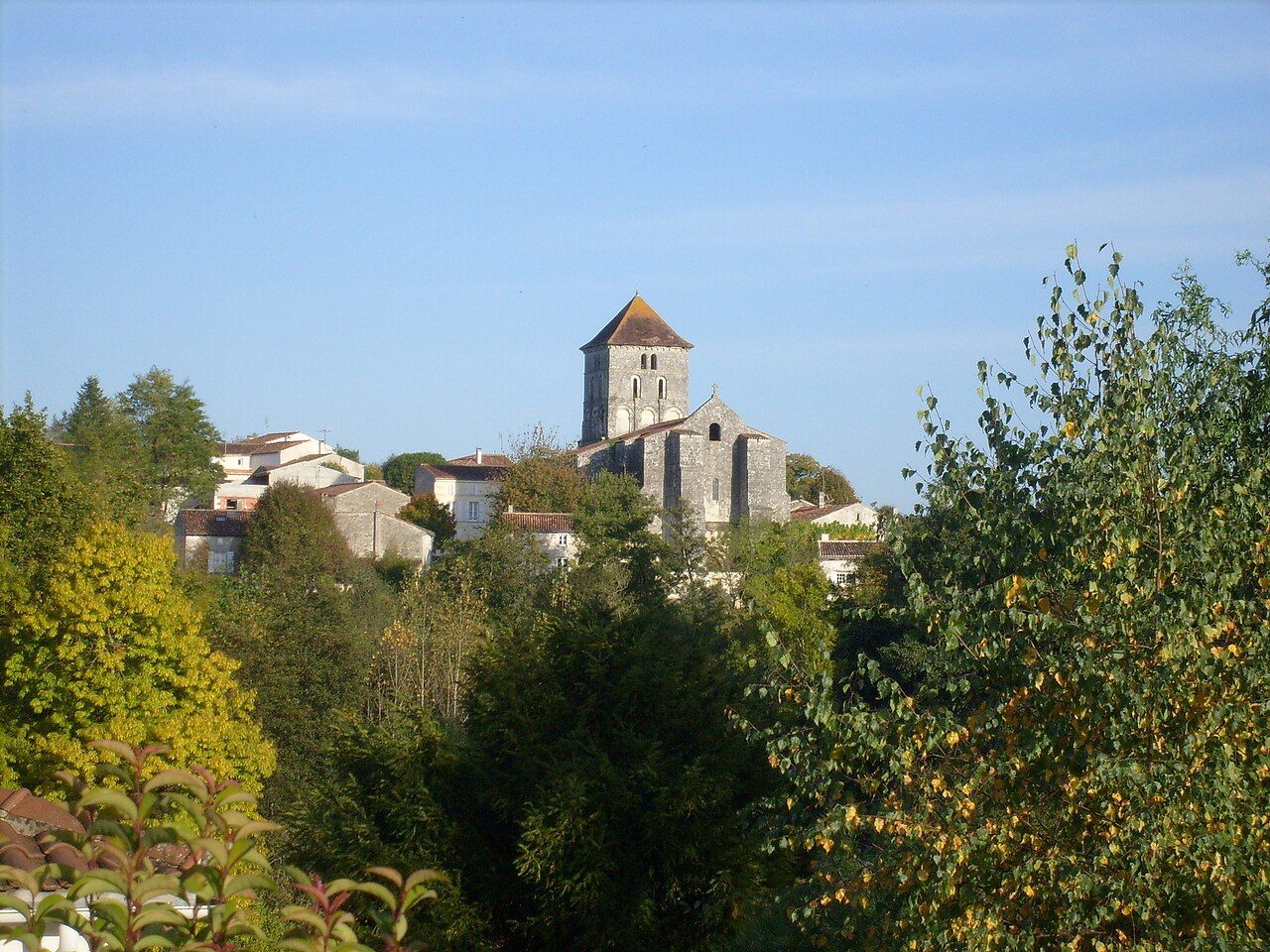 Photo 4 — Saint-Sauvant, Charente-Maritime (17610)