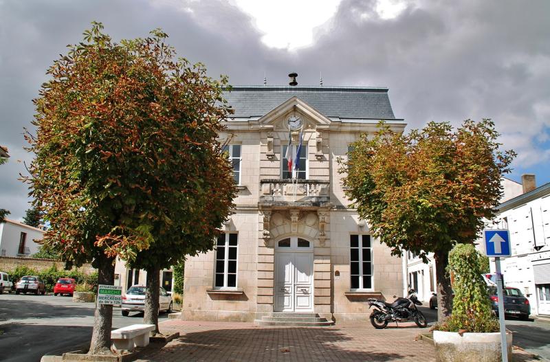 Thairé