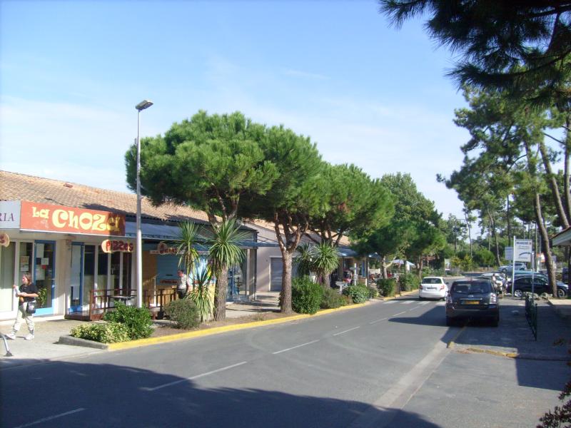 Le Grand-Village-Plage