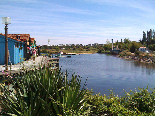 Le Grand-Village-Plage