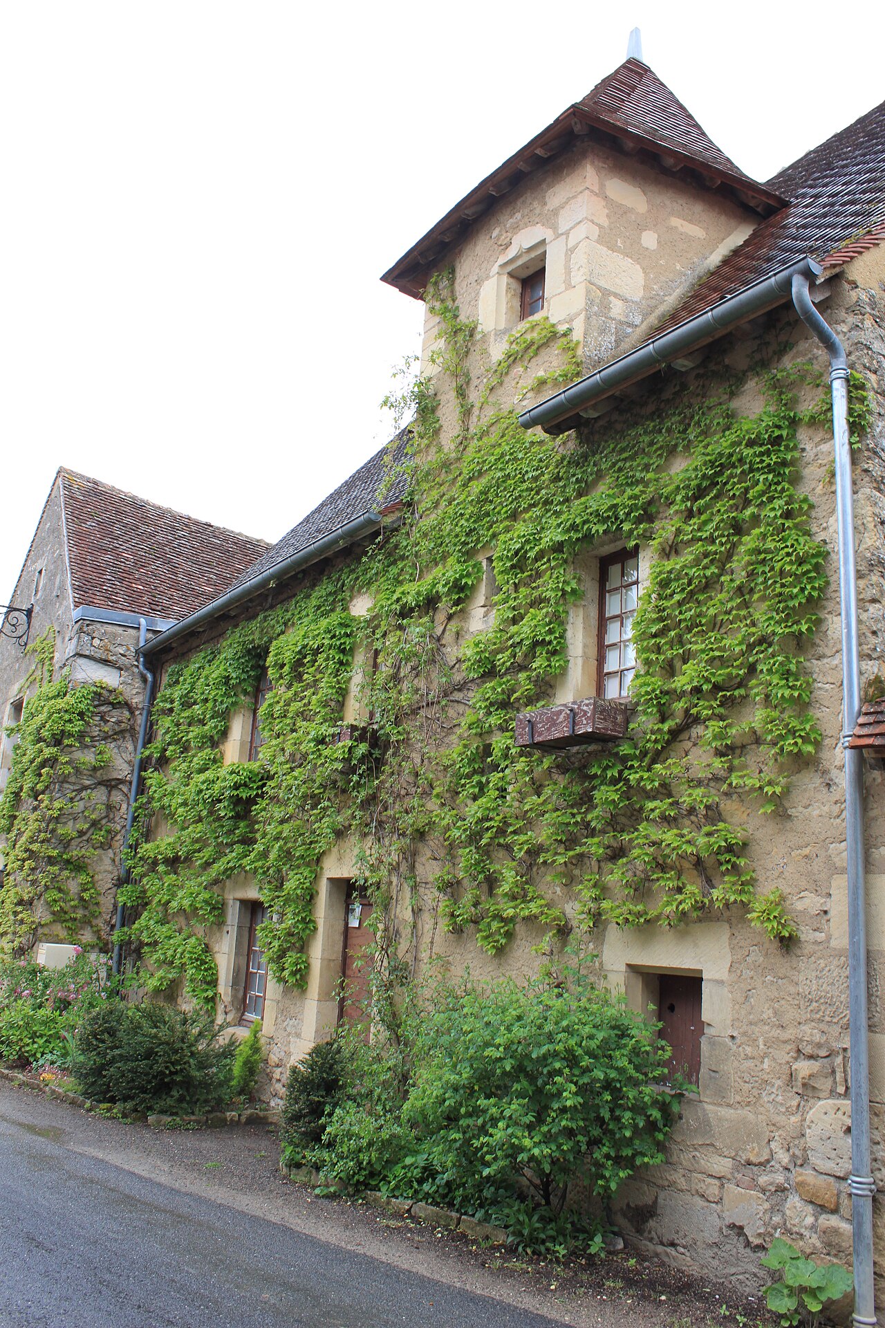 Photo 3 — Apremont-sur-Allier, Cher (18150)
