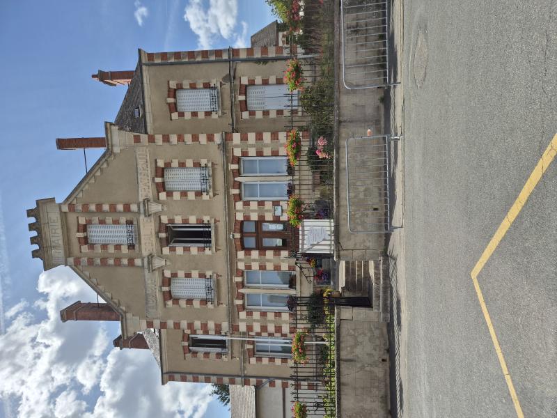 Photo 2 — Ivoy-le-Pré, Cher (18380)