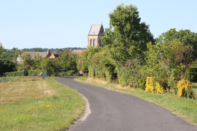 Photo 1 — Louignac, Corrèze (19310)