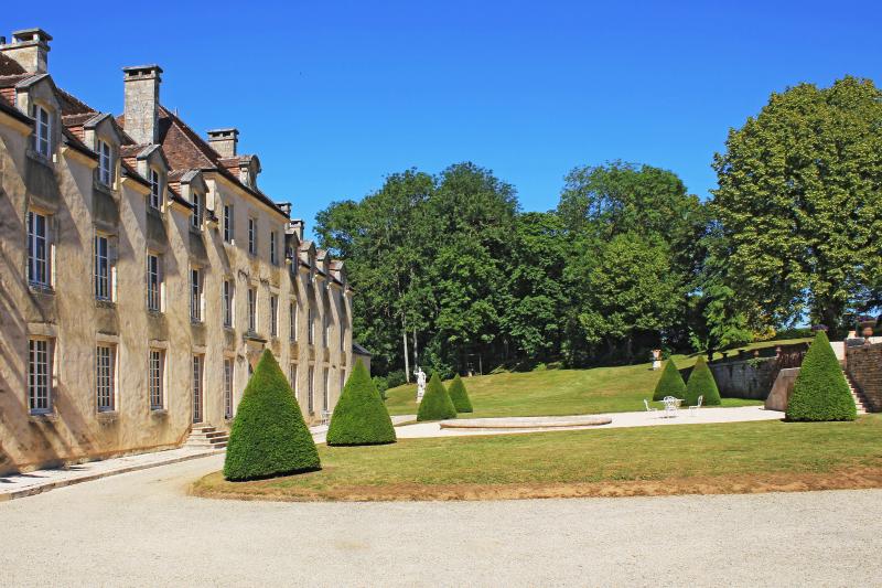 Jours-lès-Baigneux