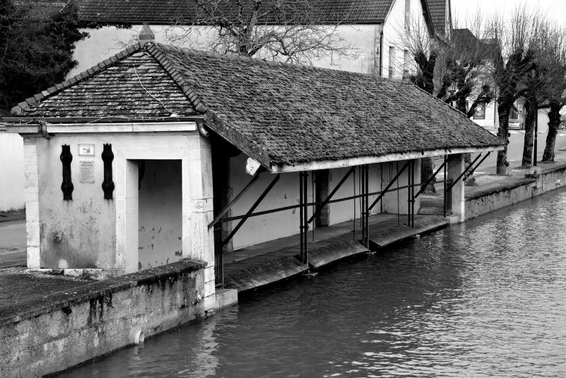 Mirebeau-sur-Bèze