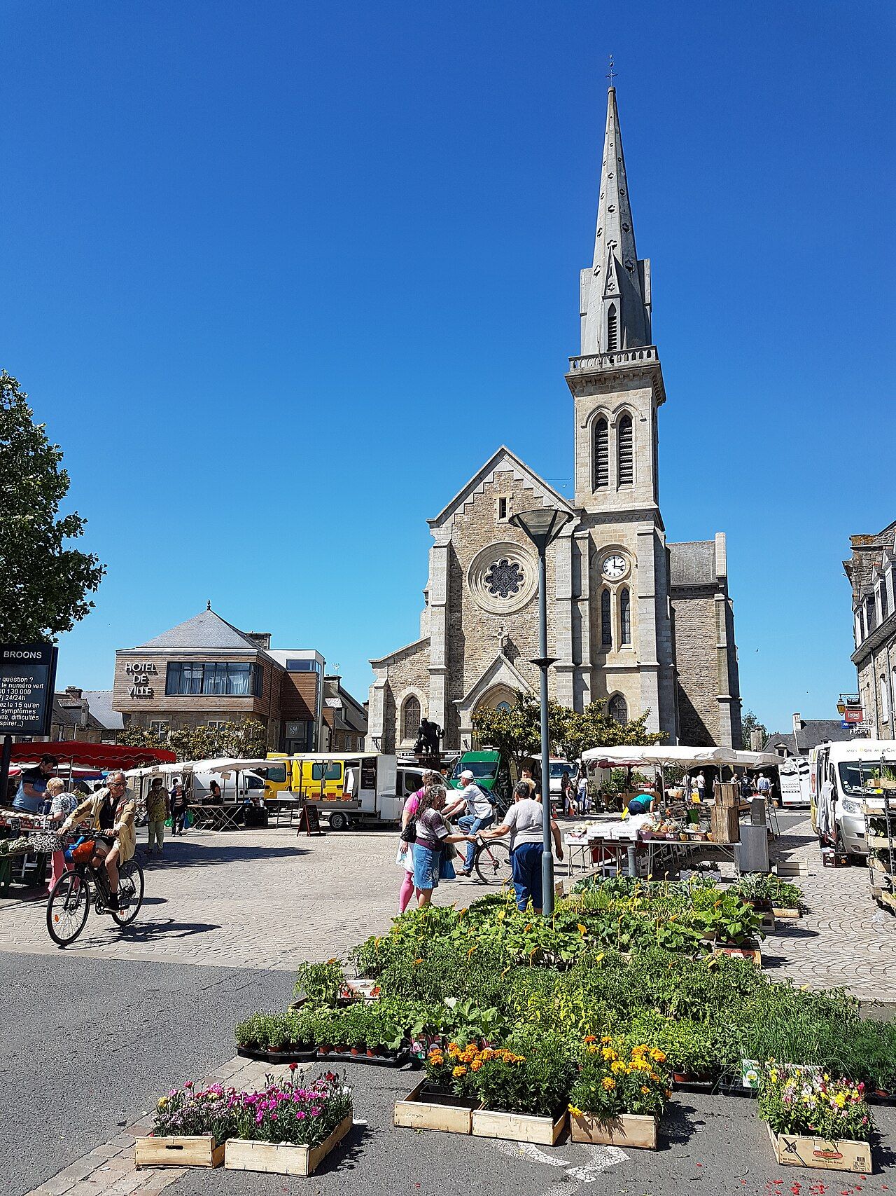 Photo 2 — Broons, Côtes-d'Armor (22250)