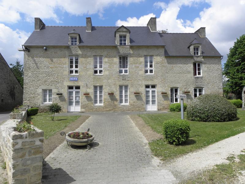 Vue de Tréfumel, Côtes-d'Armor (22630)