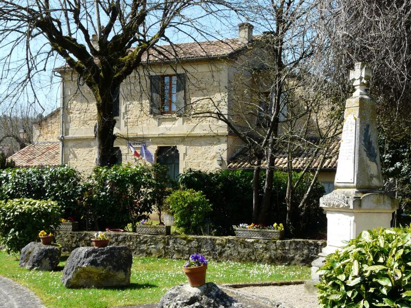 Pontours