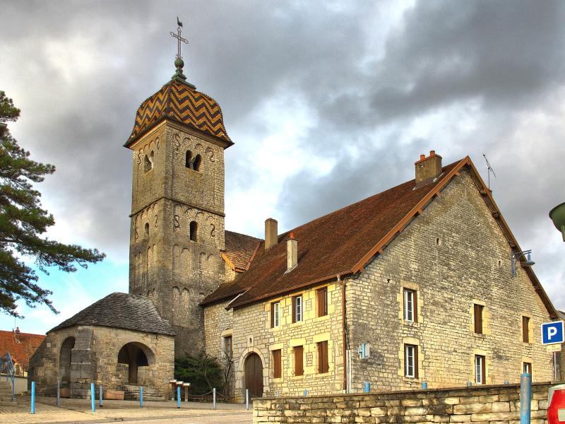 Boussières