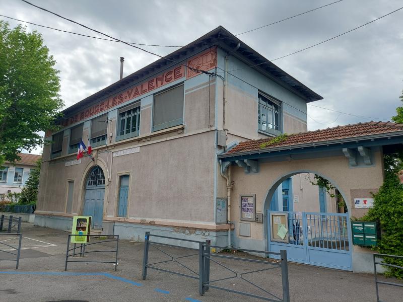 Photo 1 - Bourg-Lès-Valence, Drôme (26500)