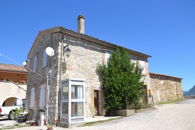 Photo 1 — Montferrand-la-Fare, Drôme (26510)