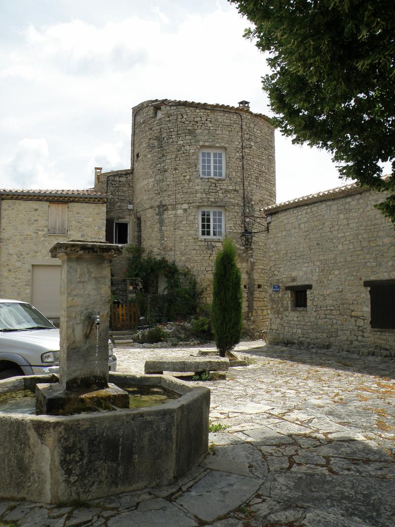 Vue de Saint-Auban-sur-L'ouvèze, Drôme (26170)