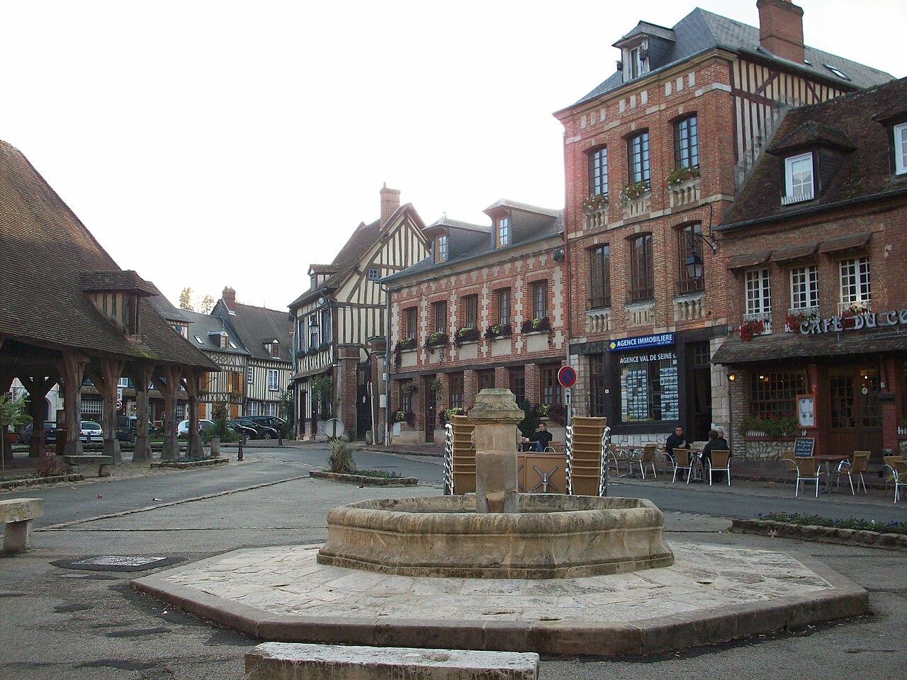 Lyons-La-Forêt