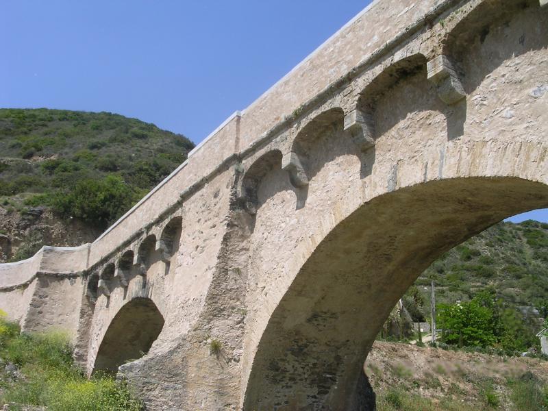 Castello-di-Rostino