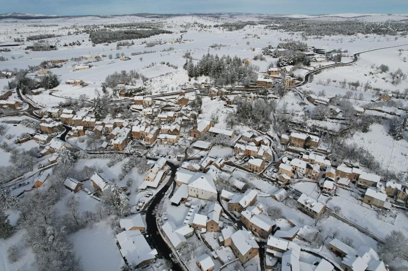 Lanuéjols