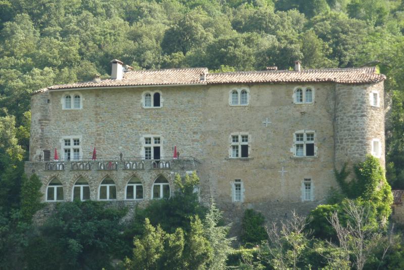 Vue de Rogues, Gard (30120)