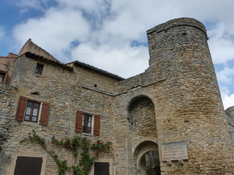 Photo 1 - Saint-Laurent-La-Vernède, Gard (30330)