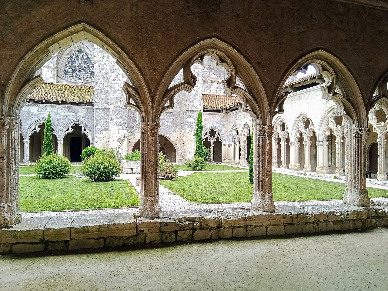Photo 6 — La Romieu, Gers (32480)